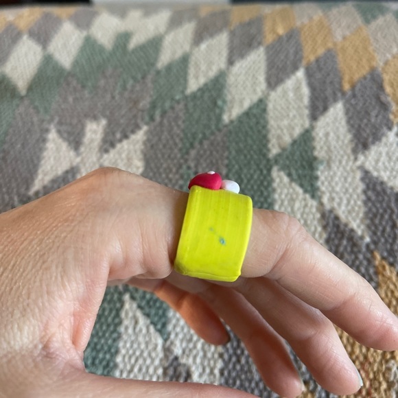 Vintage y2k polymer clay magic mushroom neon ring Sz 7 - Picture 4 of 7